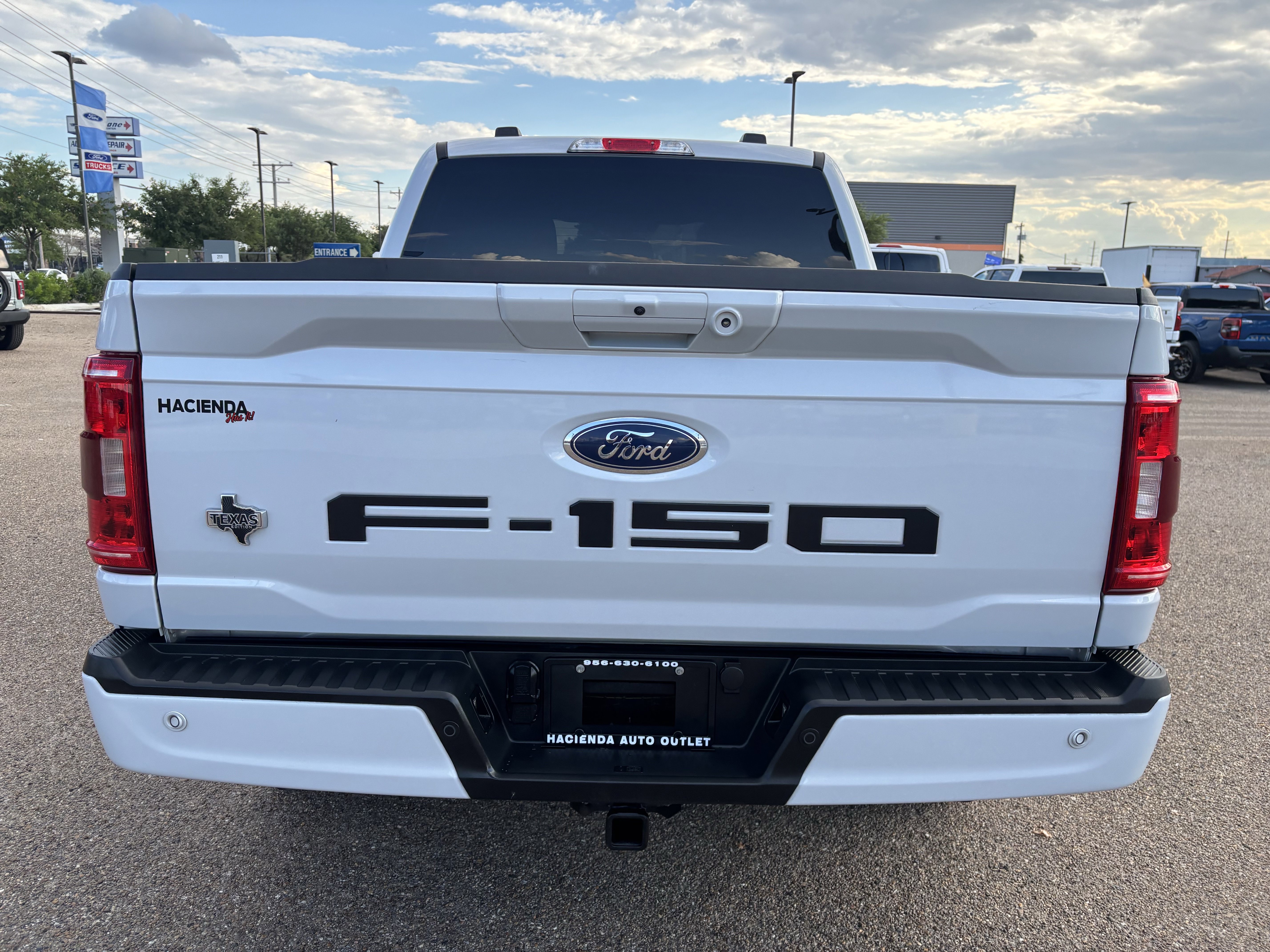 Certified 2022 Ford F150 XLT w/ Equipment Group 302A High image 3