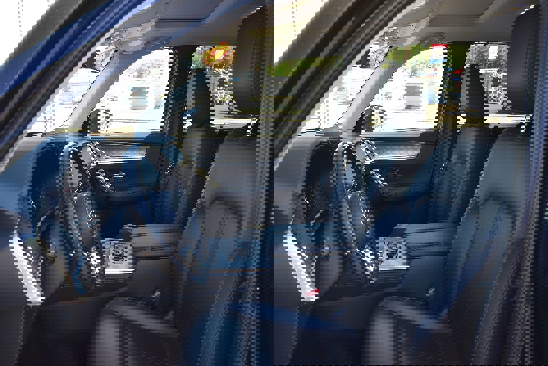 Used 2025 MAZDA CX-90 3.3 Turbo w/ Preferred Package AWD/4WD image 16