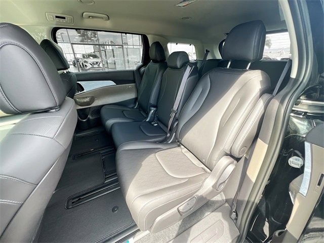 New 2026 Kia Carnival EX image 15