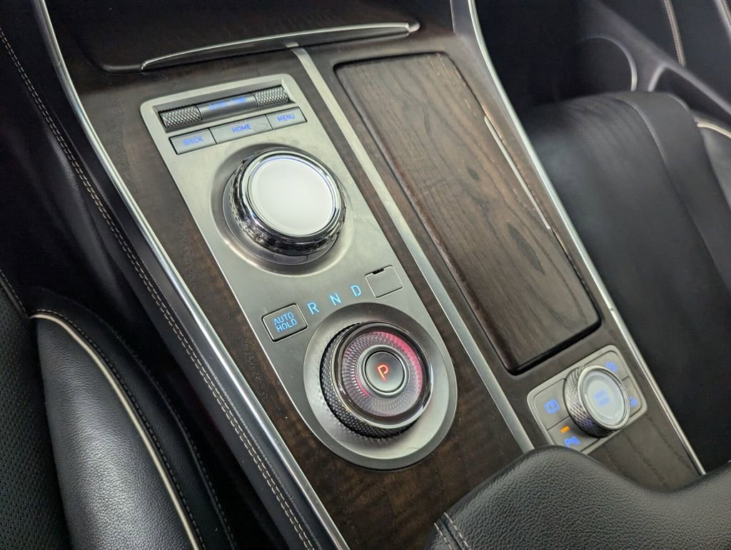 Used 2023 Genesis GV80 2.5T w/ Prestige 20" Package image 23