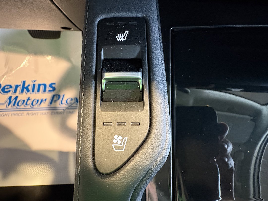 Used 2020 Kia Telluride EX image 20