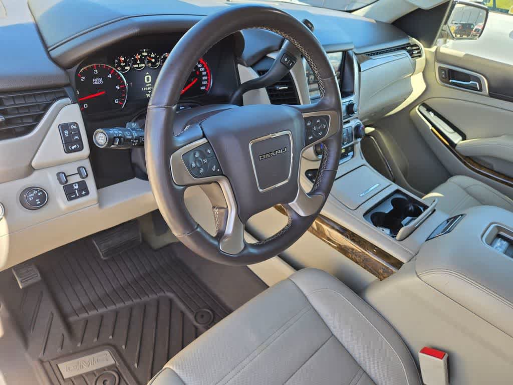 Used 2016 GMC Yukon Denali w/ Open Road Package AWD/4WD image 10