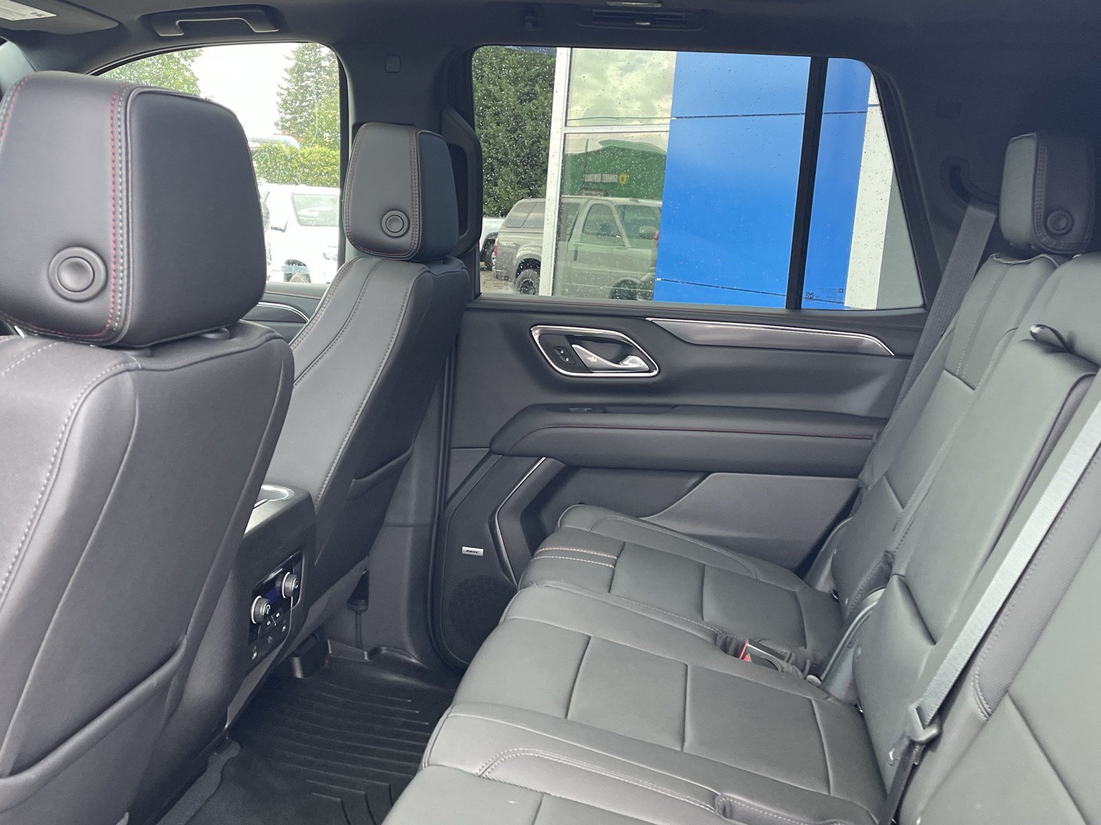 Used 2023 Chevrolet Tahoe RST AWD/4WD image 14