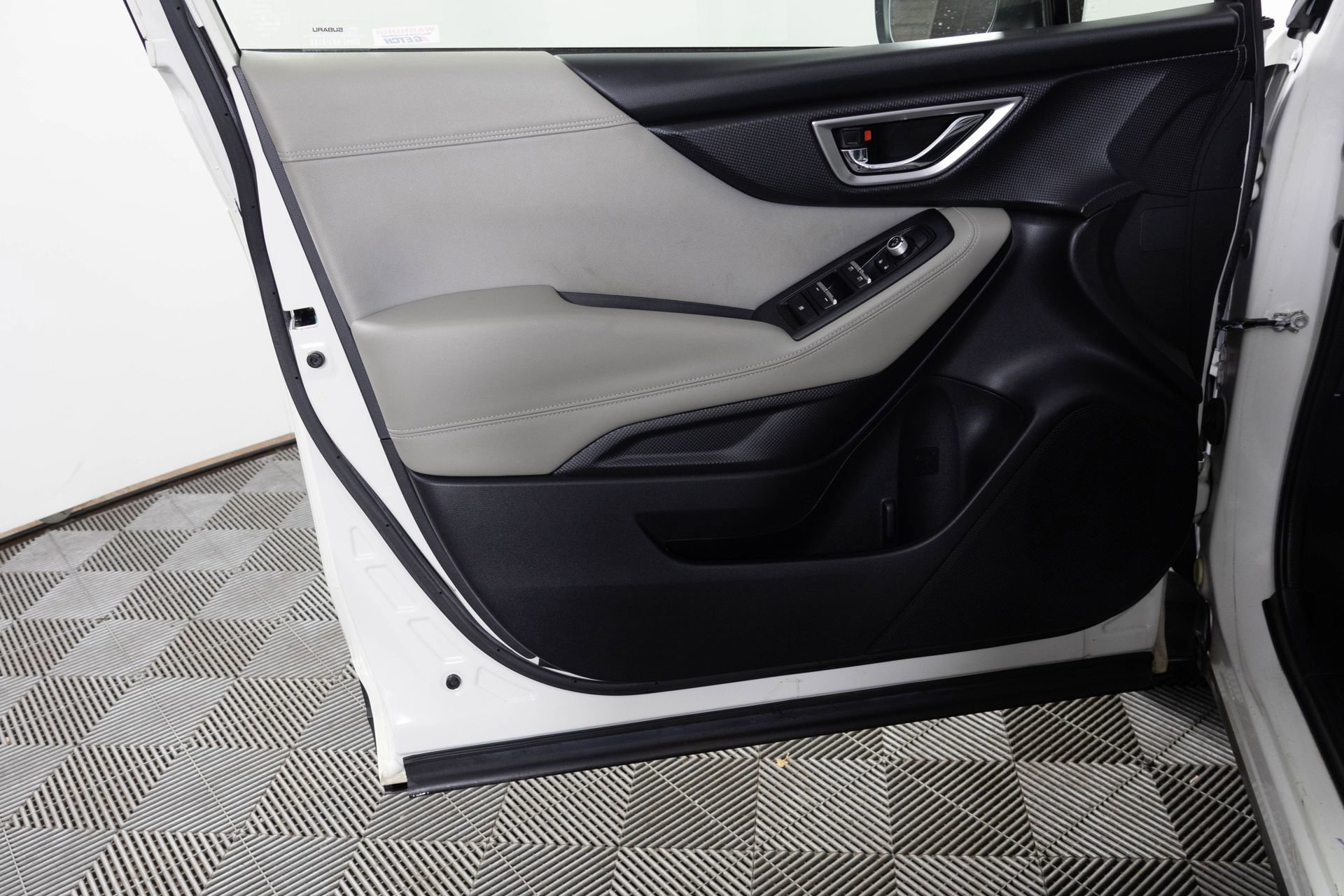 Used 2020 Subaru Forester Premium w/ Popular Package #1 image 16