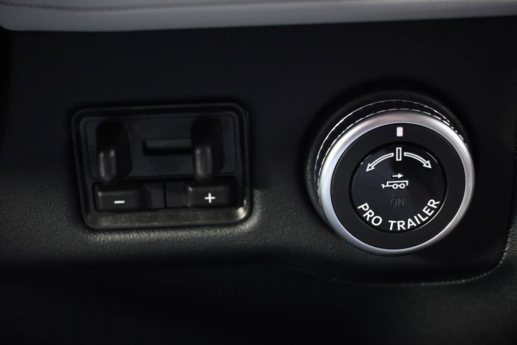 New 2026 Lincoln Navigator Reserve AWD/4WD image 30