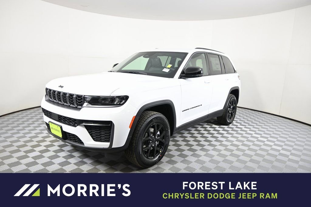 New 2026 Jeep Grand Cherokee Laredo image 1