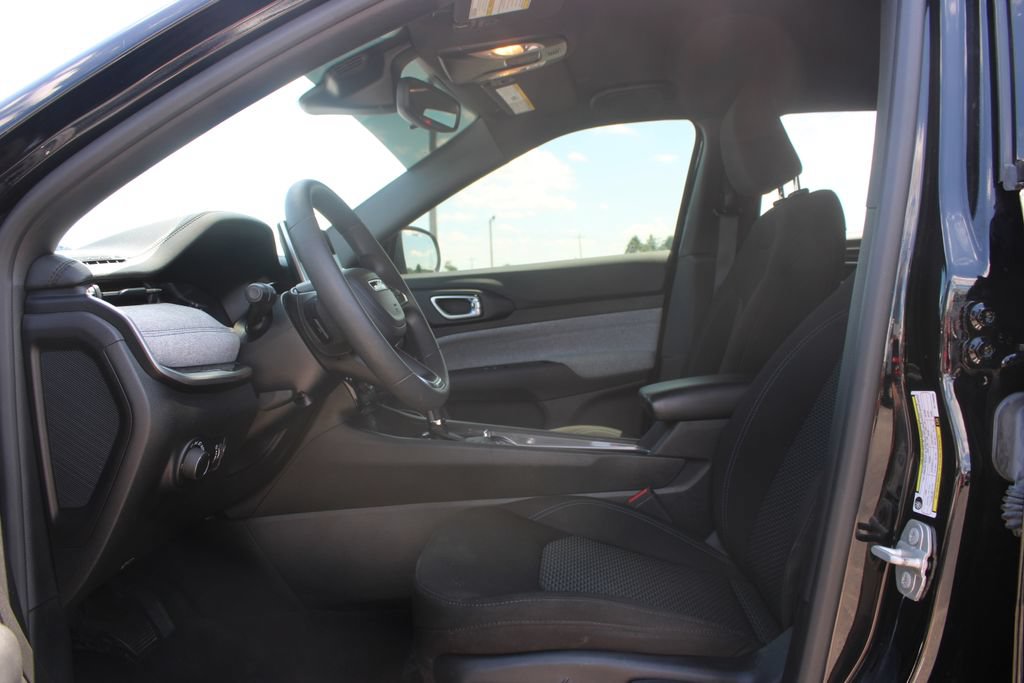 Used 2024 Jeep Compass Sport AWD/4WD image 21
