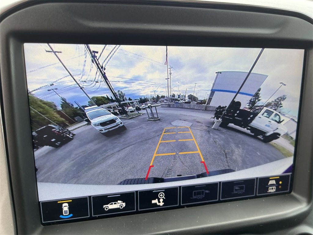 Used 2020 Chevrolet Silverado 2500 LTZ w/ LTZ Convenience Package image 17