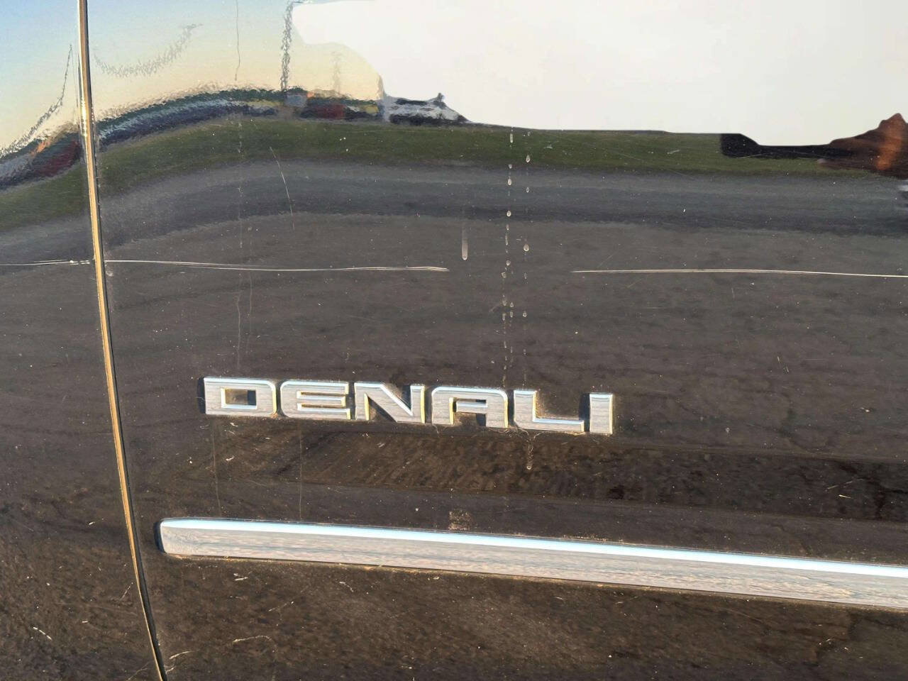Used 2018 GMC Yukon XL Denali w/ Denali Ultimate Package AWD/4WD image 39