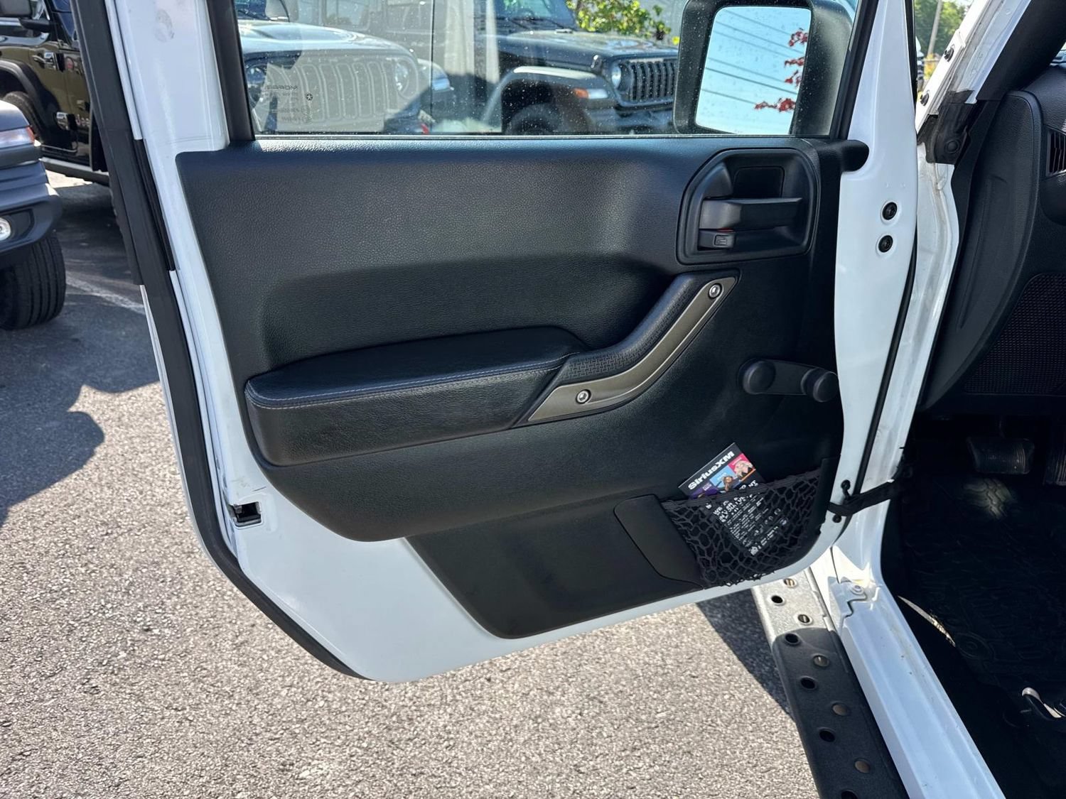 Used 2018 Jeep Wrangler Unlimited Sport AWD/4WD image 27