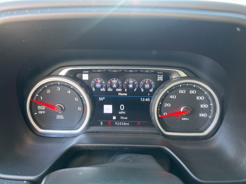 Used 2021 Chevrolet Tahoe Premier w/ Premium Package image 15