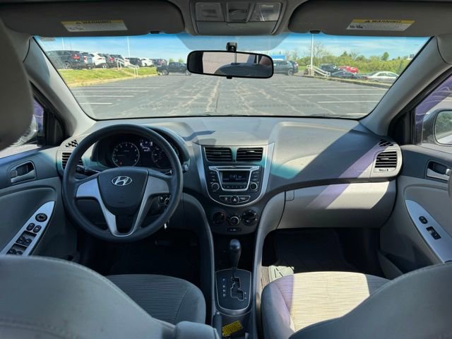 Used 2016 Hyundai Accent SE FWD image 13