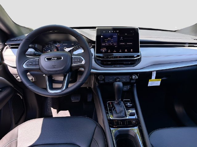 New 2026 Jeep Compass Limited AWD/4WD image 23