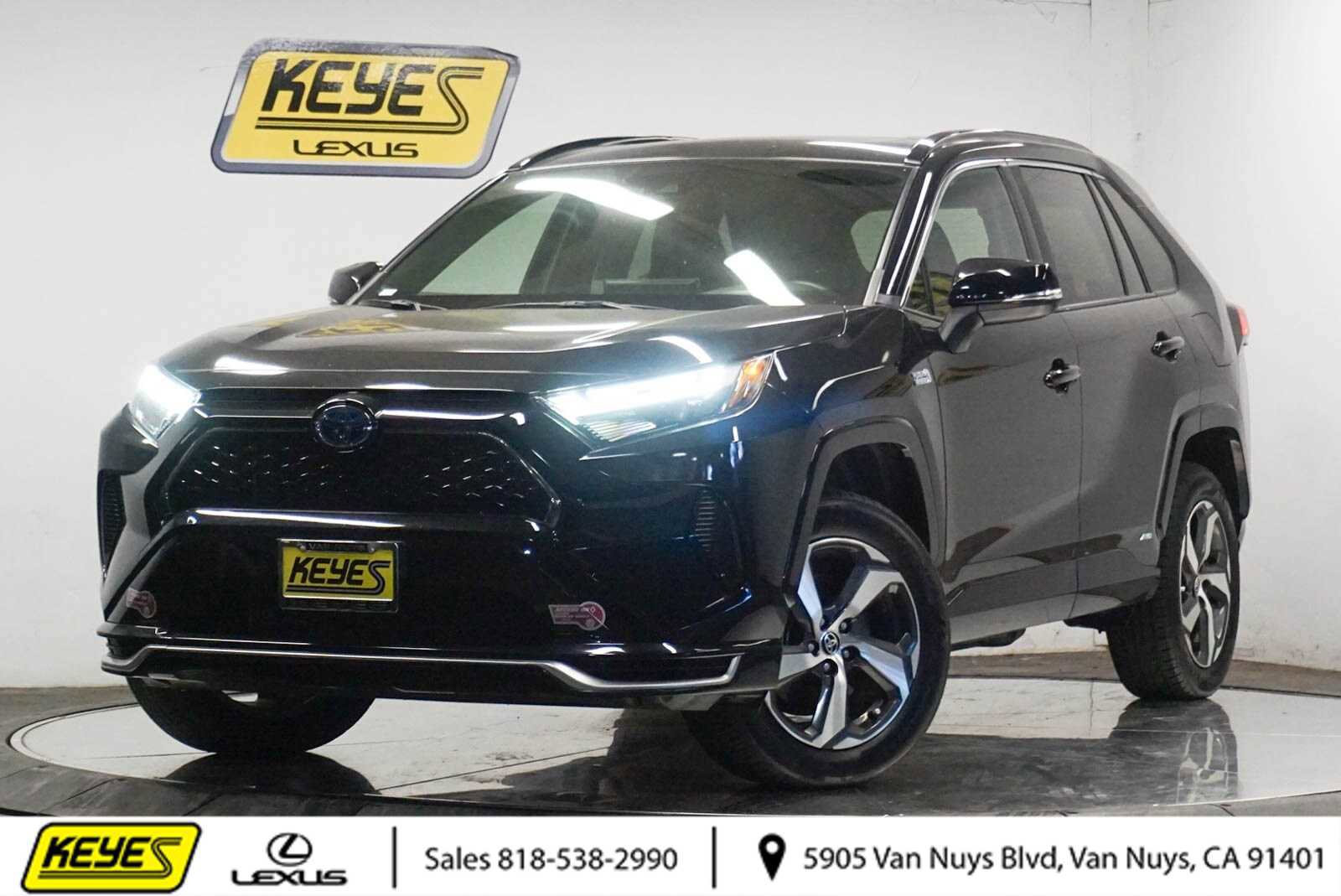 Used 2024 Toyota RAV4 SE