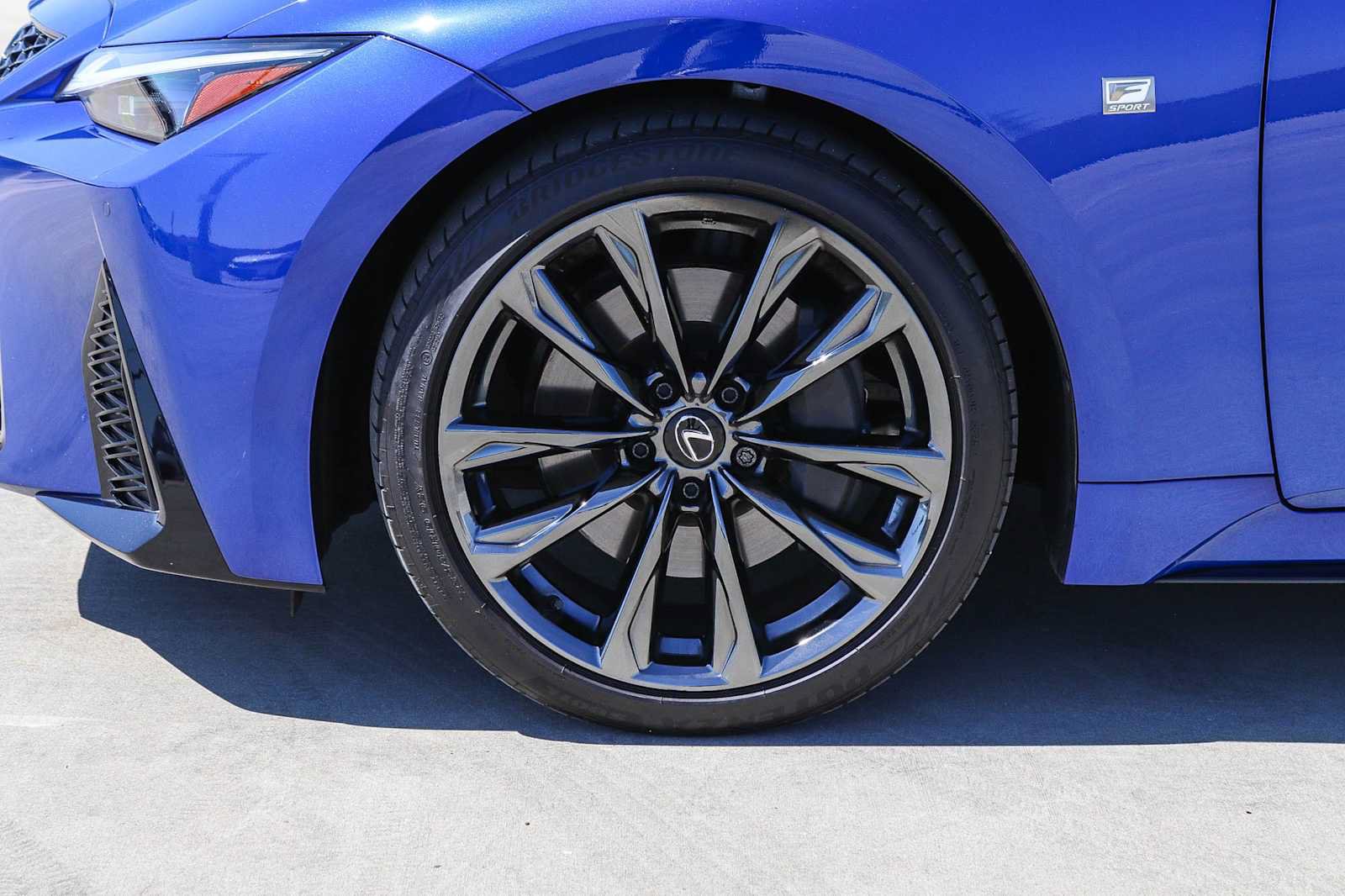 Used 2025 Lexus IS 350 F Sport w/ Accessory Package 2 RWD image 11
