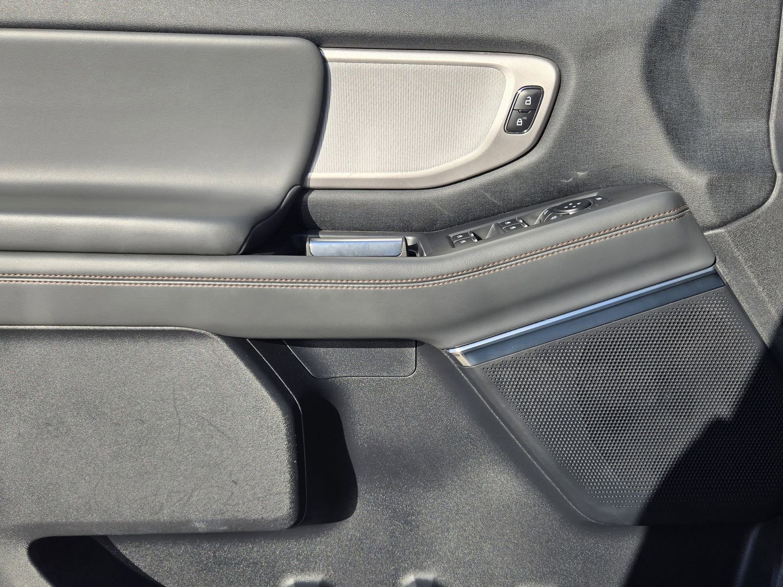 Used 2025 Ford Expedition Max Active image 22