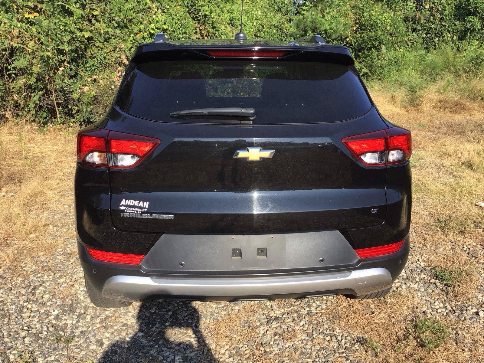 Used 2023 Chevrolet TrailBlazer LT w/ Convenience Package FWD image 3