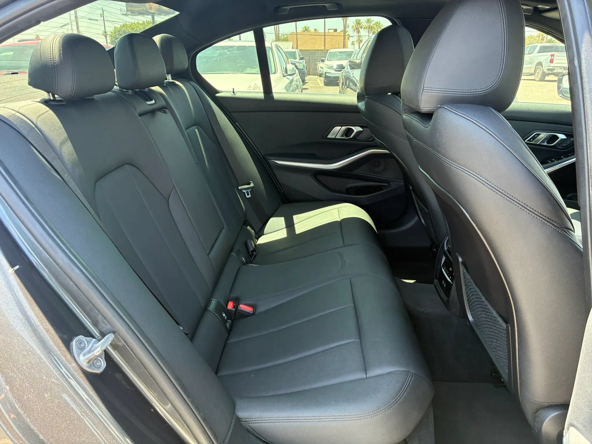 Used 2021 BMW 330i Sedan w/ Convenience Package RWD image 24