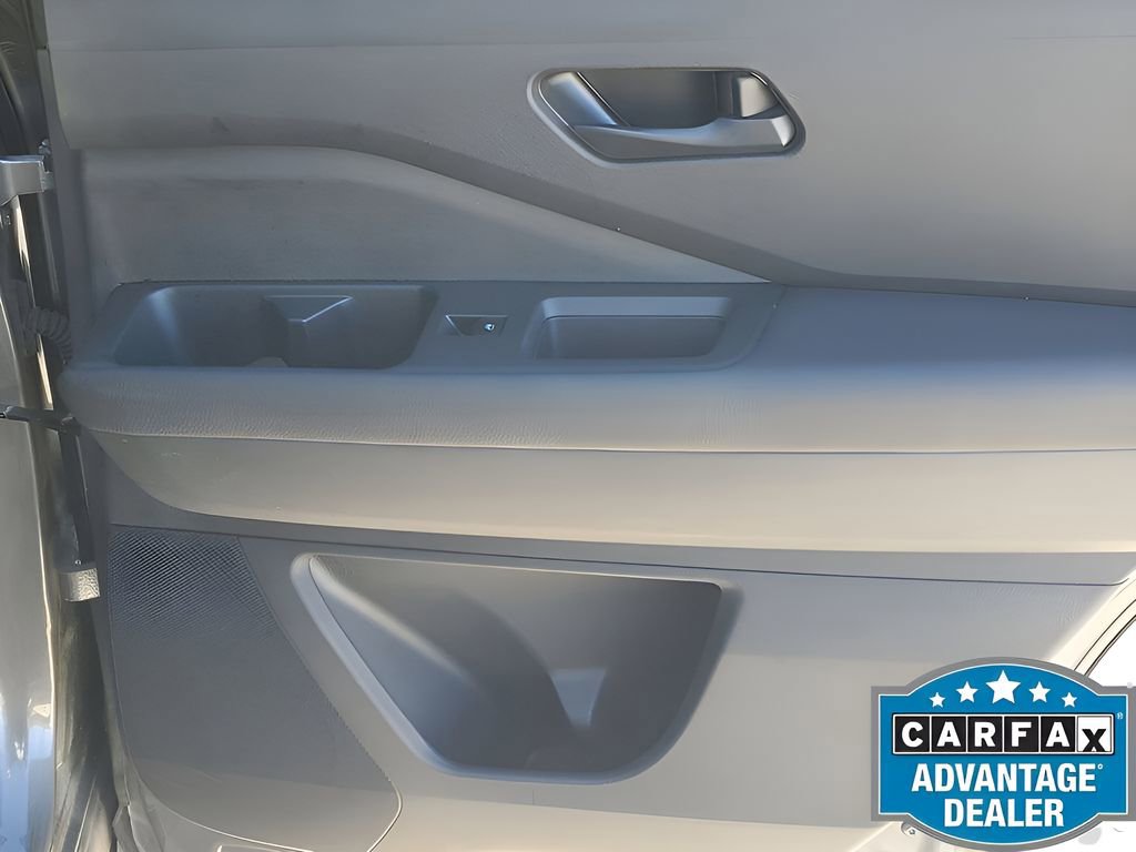 Certified 2025 Nissan Pathfinder SV image 35