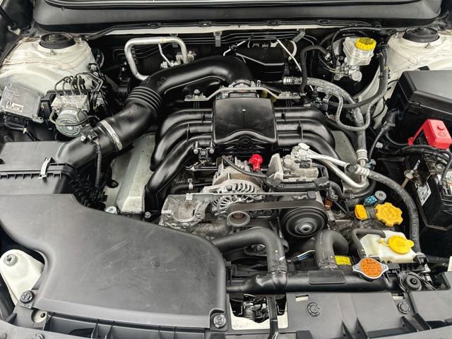 Used 2018 Subaru Outback 3.6R Touring image 12