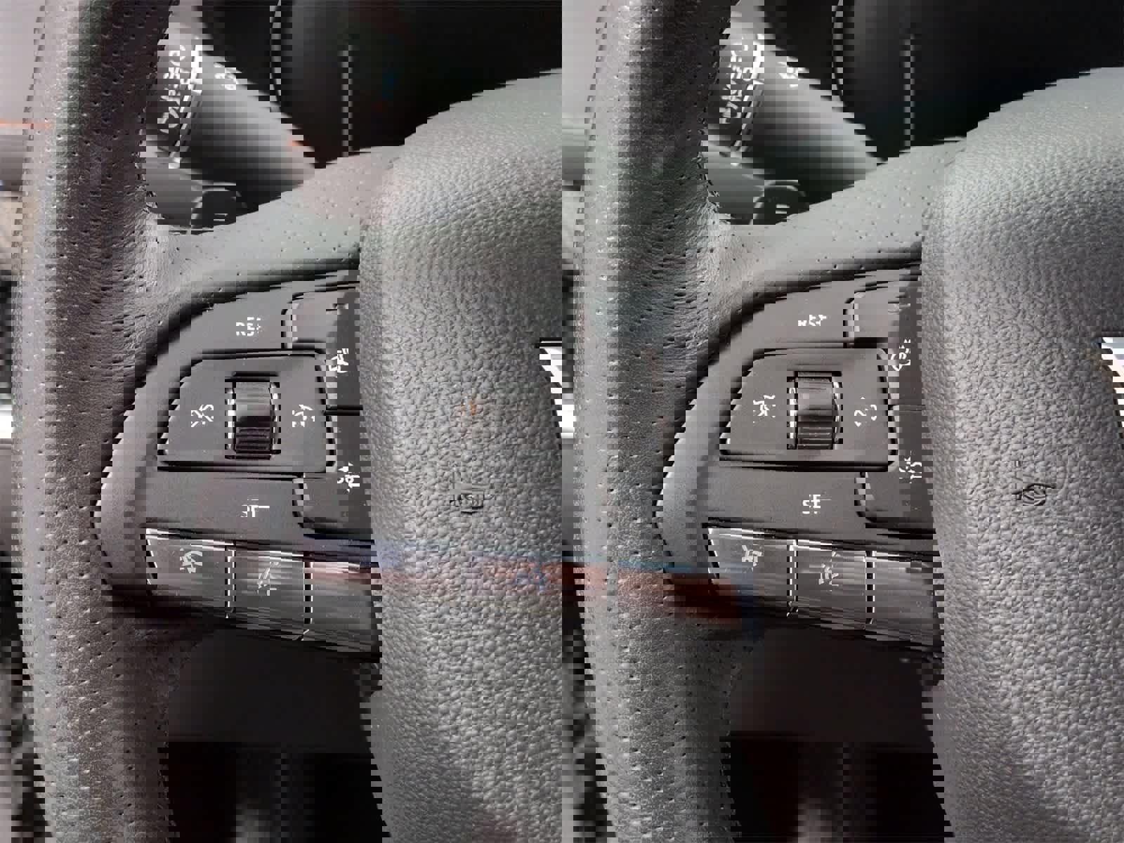 Used 2022 Cadillac XT4 Sport w/ Cold Weather Package image 24