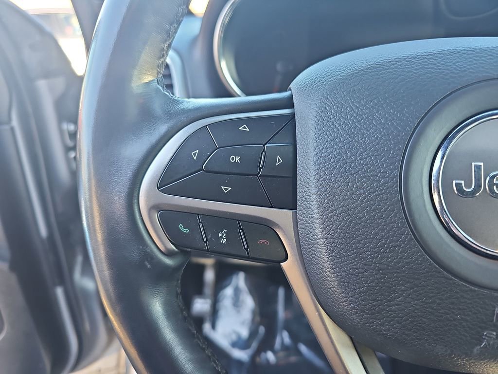 Used 2021 Jeep Grand Cherokee Limited image 17