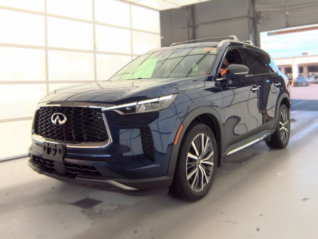 Used 2023 INFINITI QX60 Sensory w/ Cargo Package