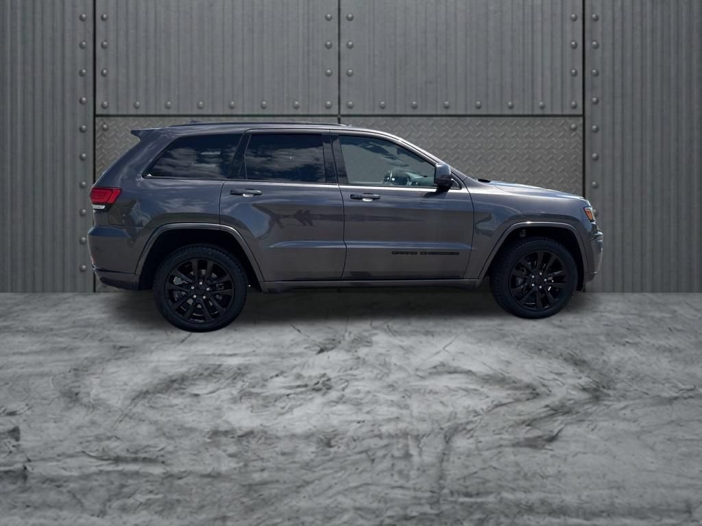 Used 2020 Jeep Grand Cherokee Altitude AWD/4WD image 8