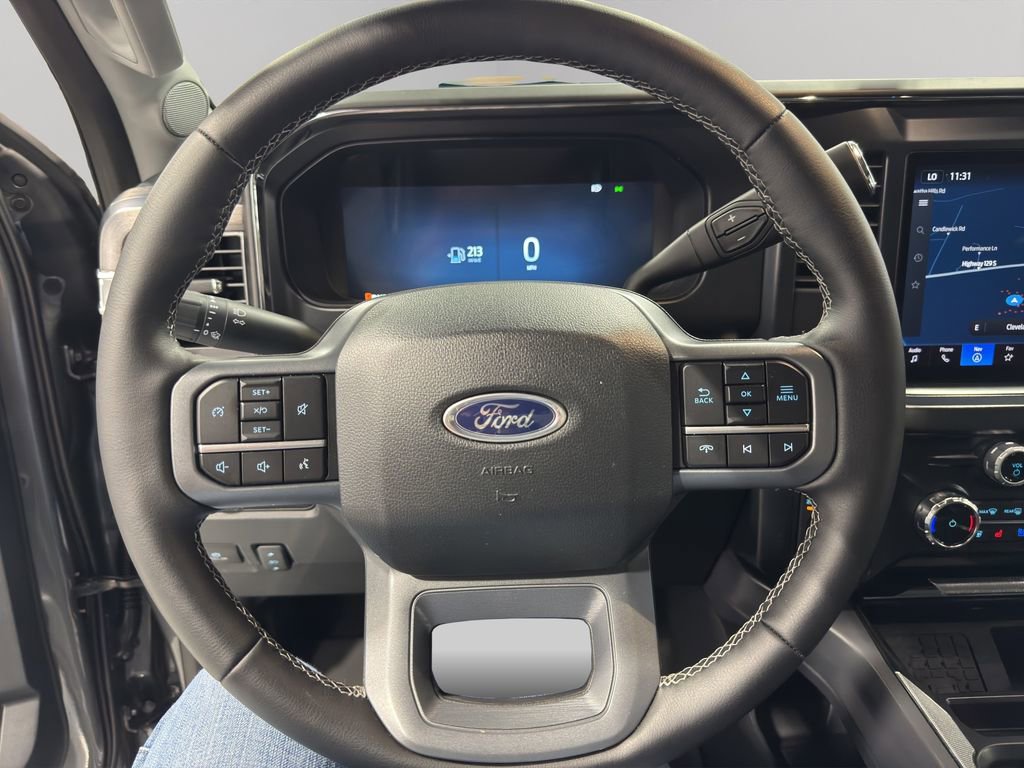 Used 2025 Ford F250 Lariat w/ Chrome Package image 21