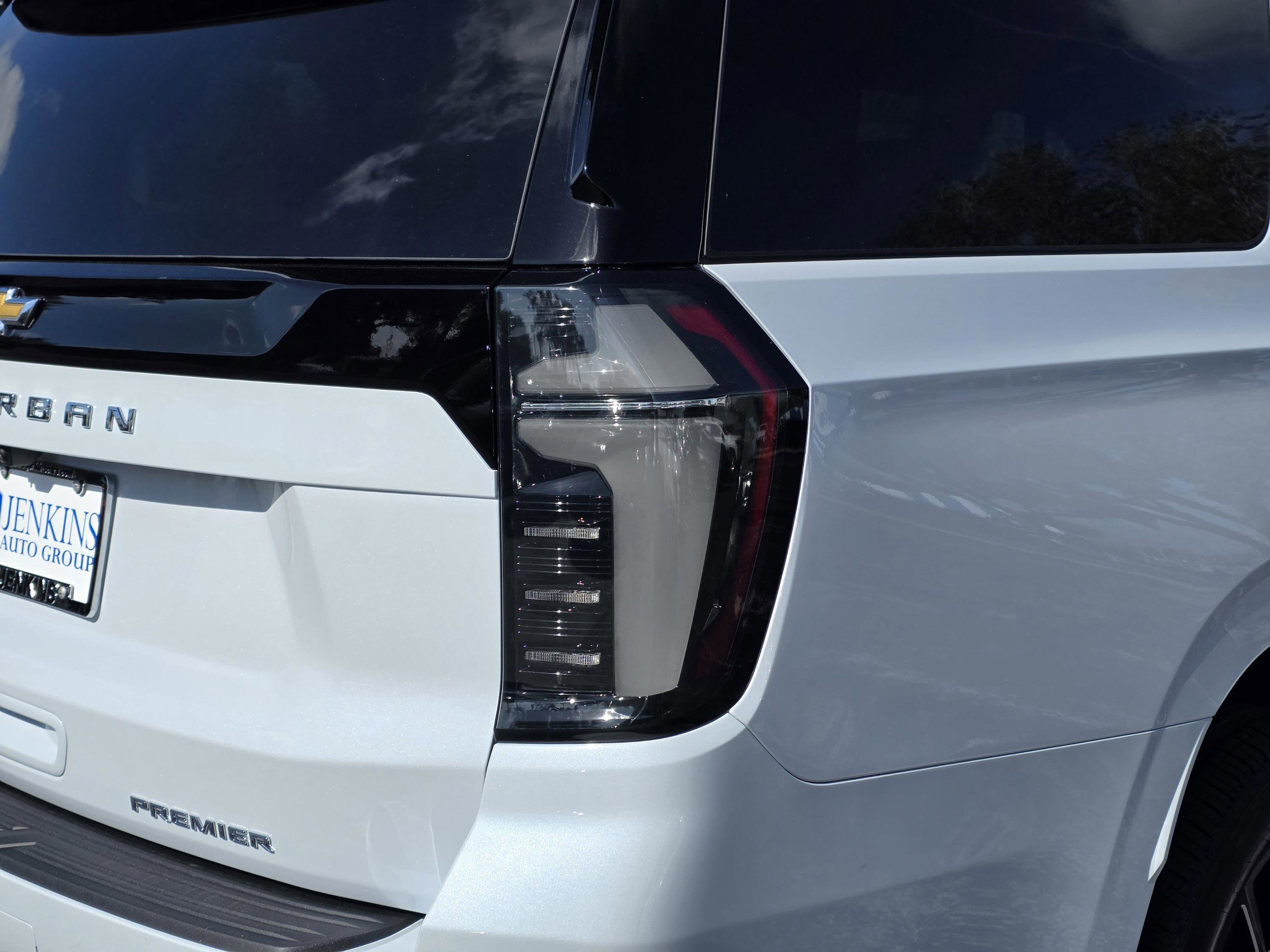 New 2026 Chevrolet Suburban Premier image 14