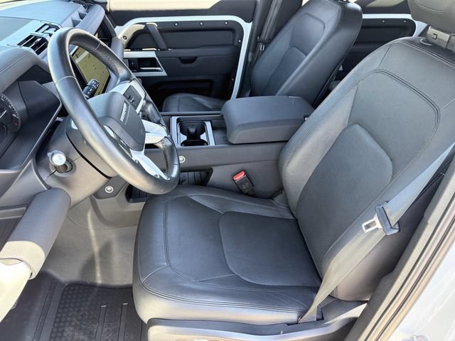 Used 2023 Land Rover Defender 130 SE AWD/4WD image 6