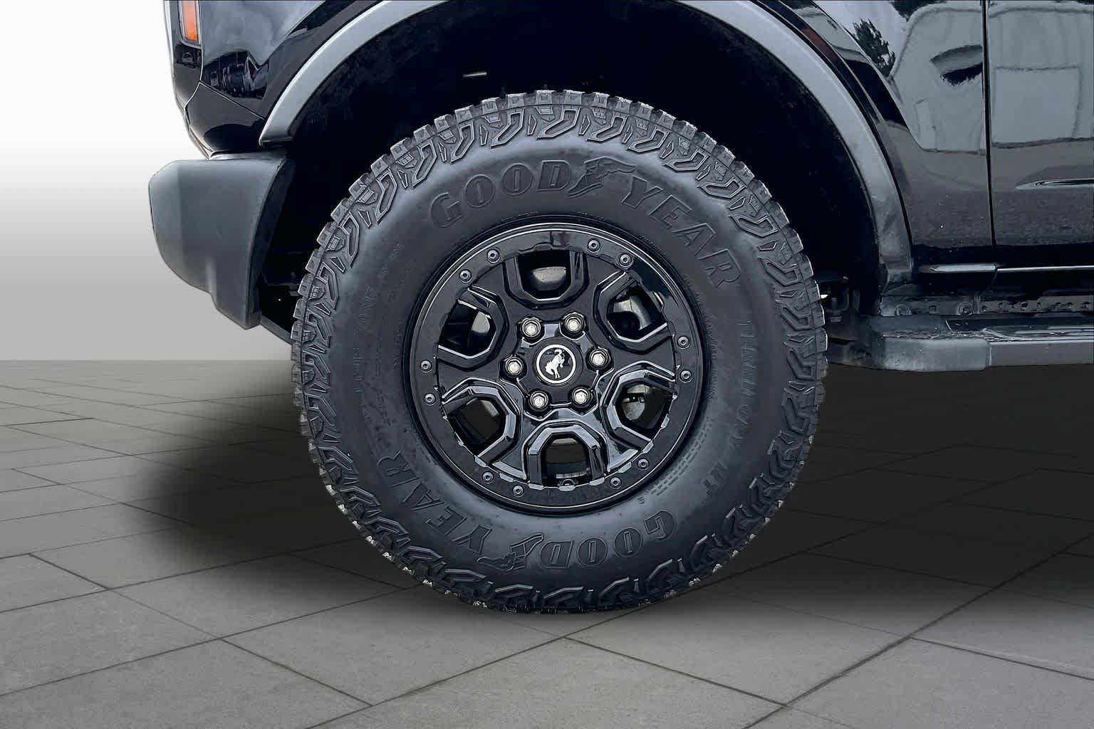 Used 2022 Ford Bronco Wildtrak AWD/4WD image 11