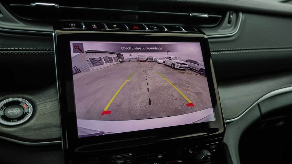 New 2025 Jeep Grand Cherokee L Limited w/ Black Appearance Package image 26