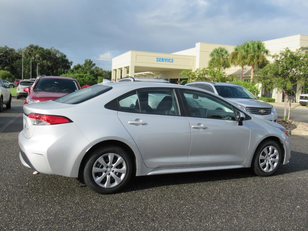Used 2020 Toyota Corolla LE image 6