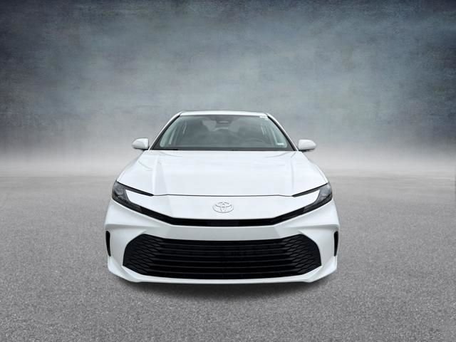 Used 2025 Toyota Camry LE image 14