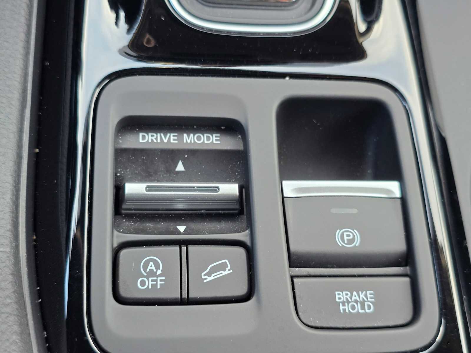 Used 2025 Honda Pilot EX-L image 33