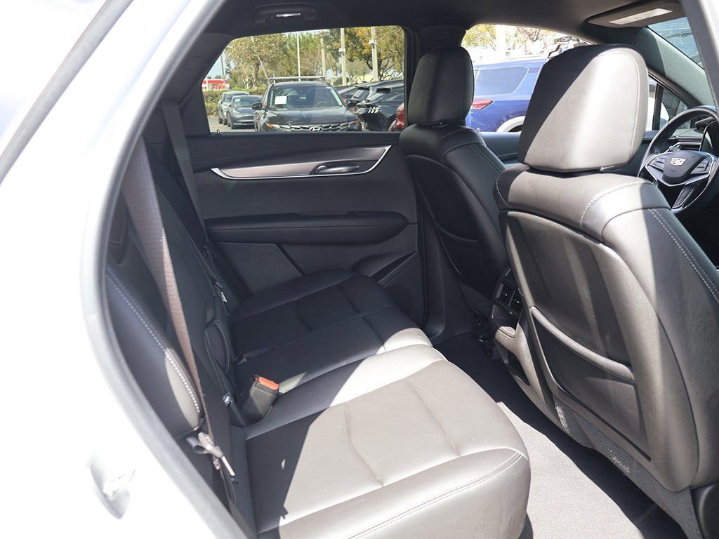 Used 2022 Cadillac XT5 Luxury FWD image 37