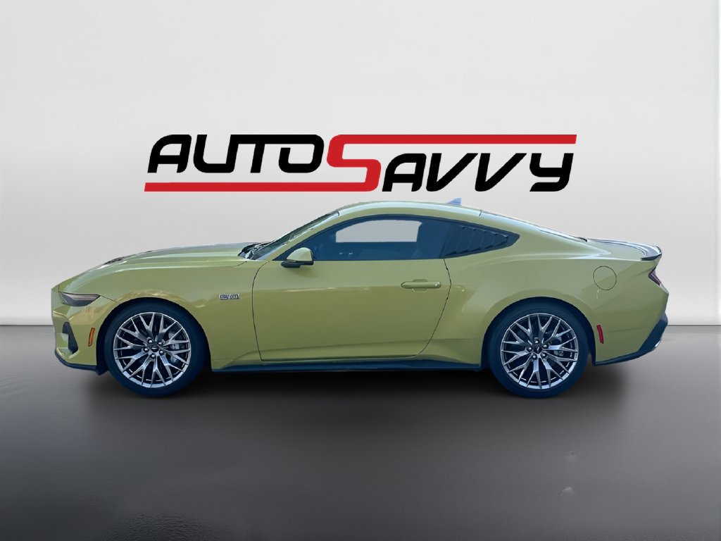 Used 2025 Ford Mustang GT Premium RWD image 4