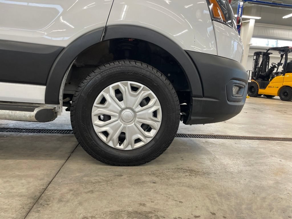 Used 2025 Ford Transit 250 Low Roof w/ Exterior Upgrade Package RWD image 26