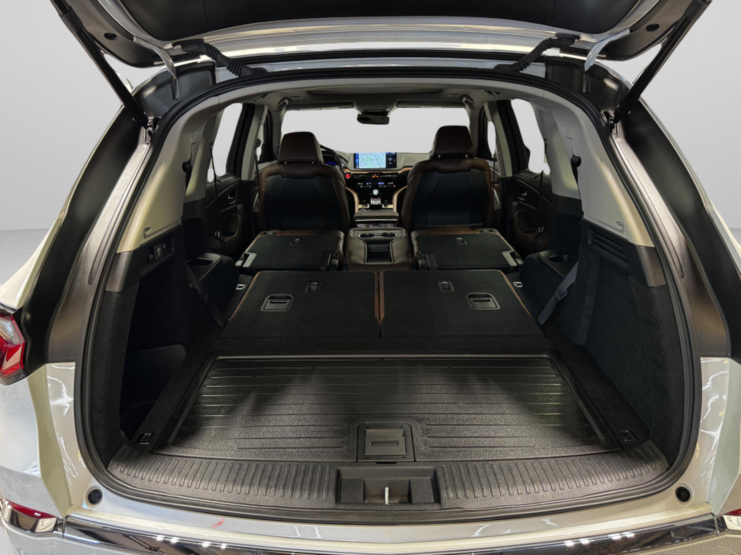 Certified 2025 Acura MDX FWD w/ Technology Package image 39