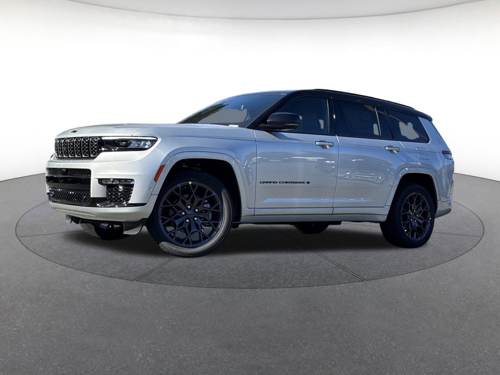 New 2025 Jeep Grand Cherokee L Summit image 1