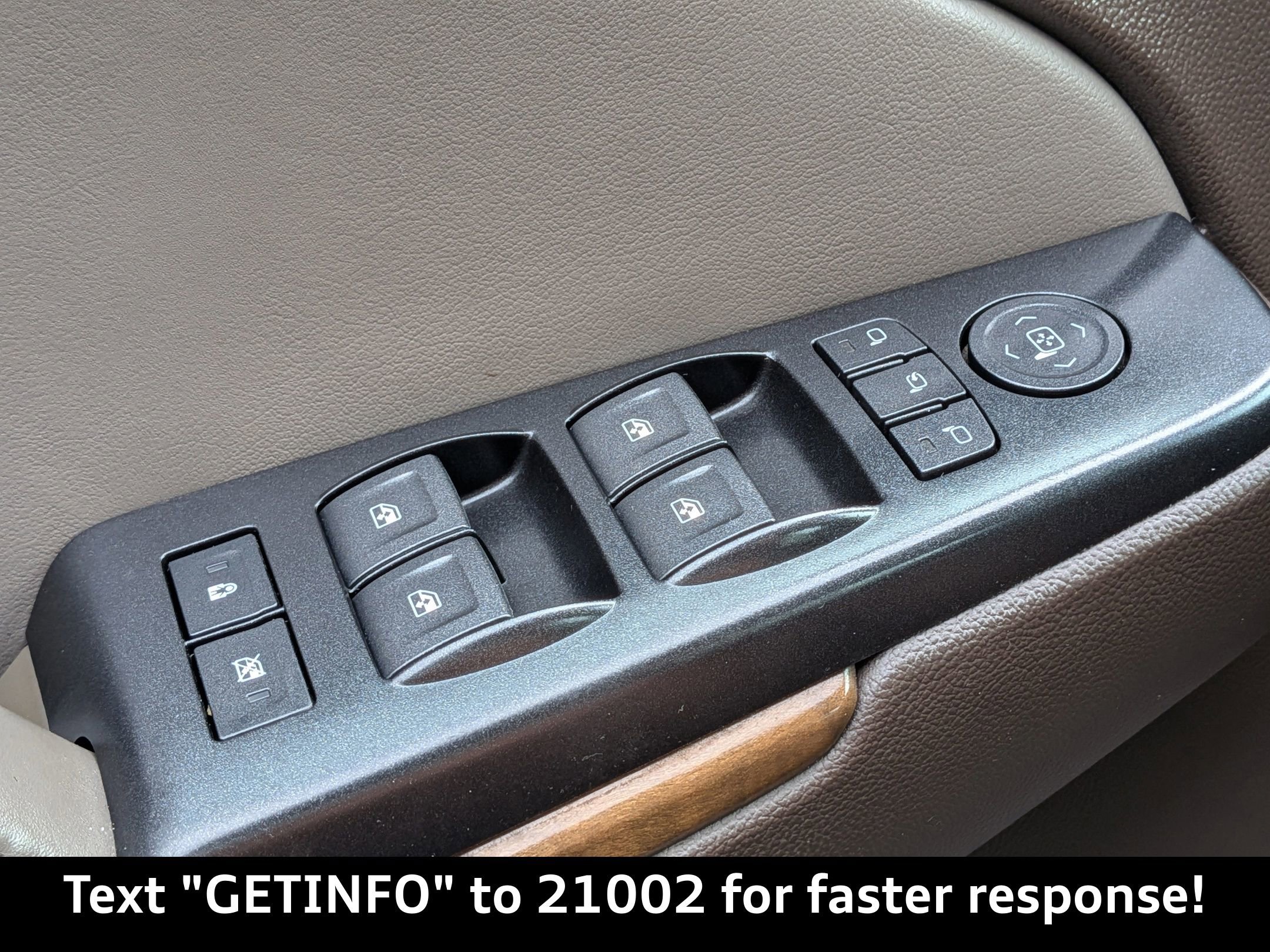 Used 2015 GMC Yukon Denali w/ Premium Package image 28