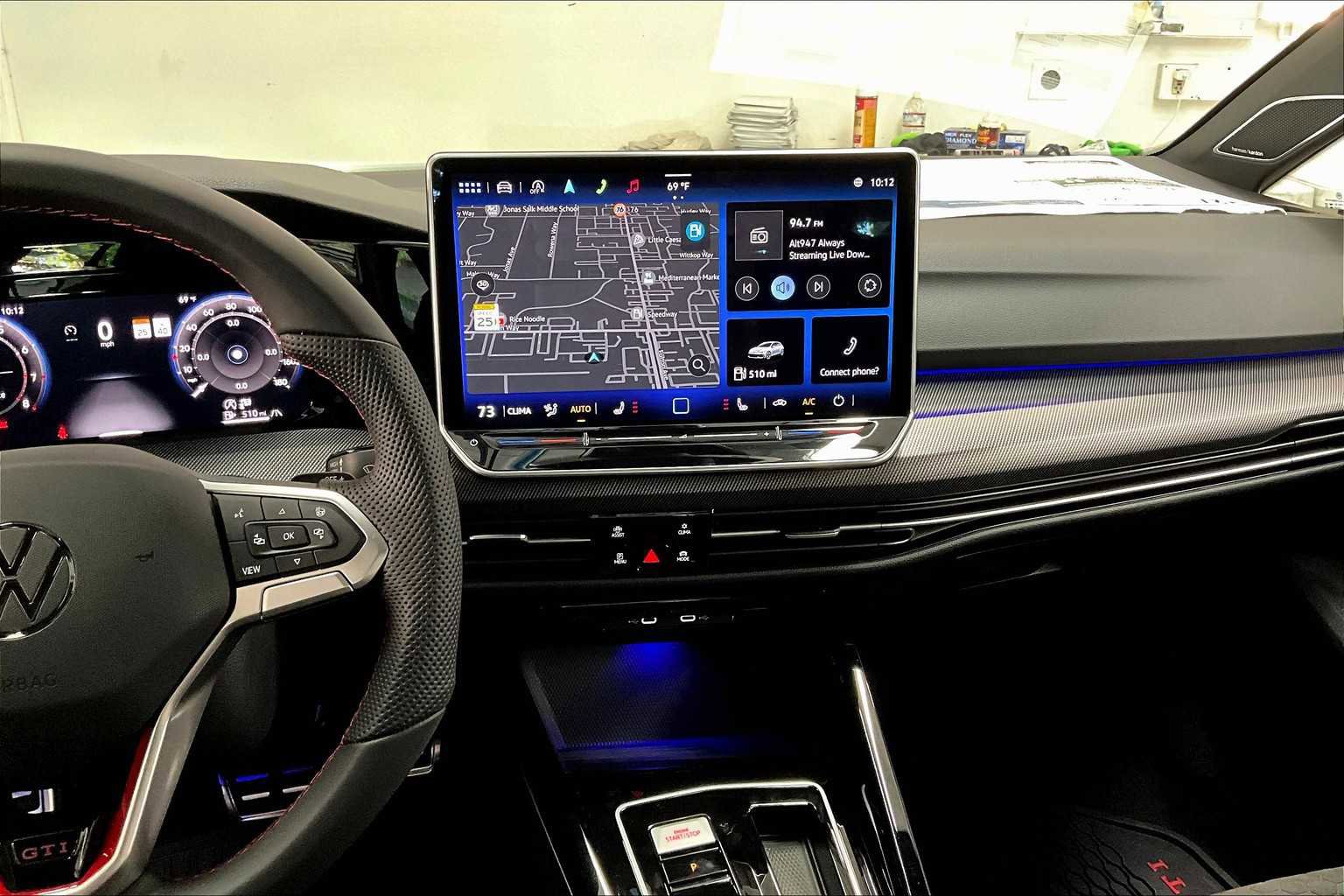 New 2025 Volkswagen GTI SE image 9