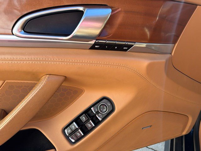 Used 2012 Porsche Panamera 4 w/ Premium Pkg Plus AWD/4WD image 16