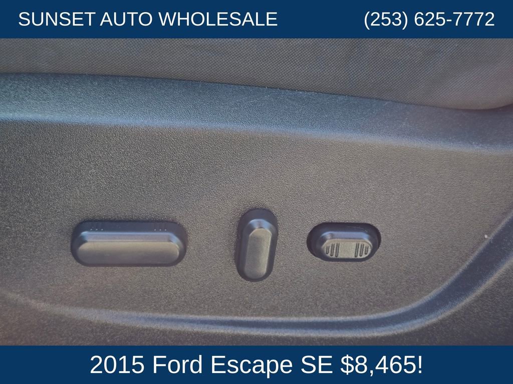 Used 2015 Ford Escape SE FWD image 29