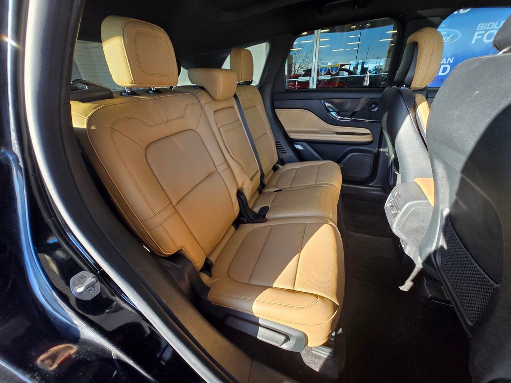 Used 2022 Lincoln Corsair Reserve w/ Equipment Group 201A image 22