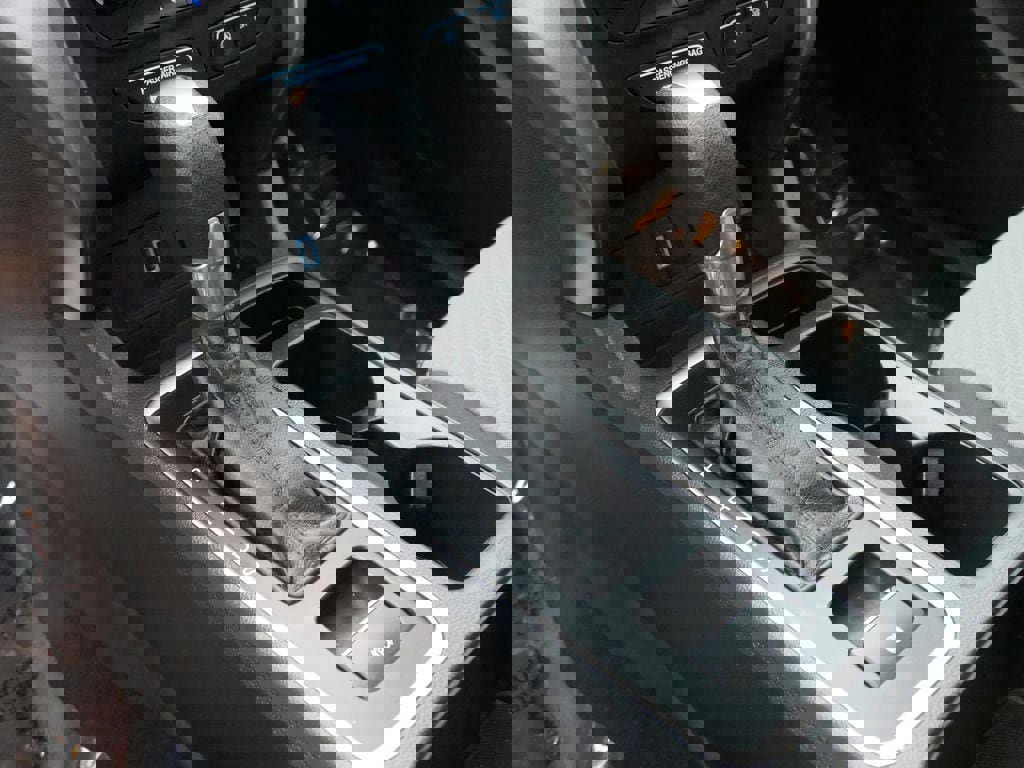 Used 2017 Ford Escape SE image 24