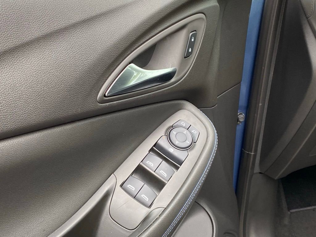 Used 2026 Buick Encore GX Sport Touring image 11