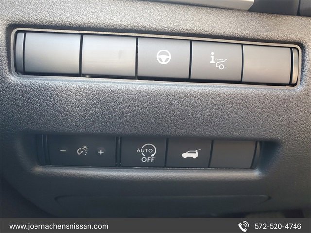 New 2026 Nissan Rogue Platinum image 21