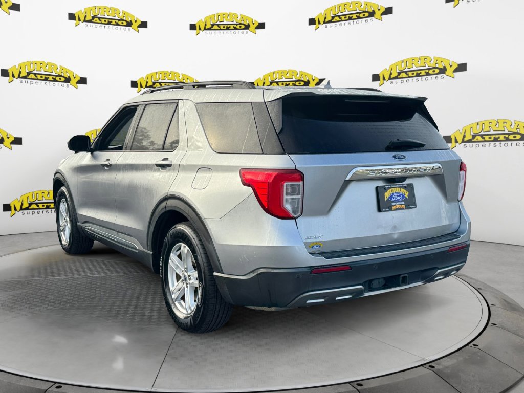 Used 2020 Ford Explorer XLT w/ Equipment Group 202A RWD image 3